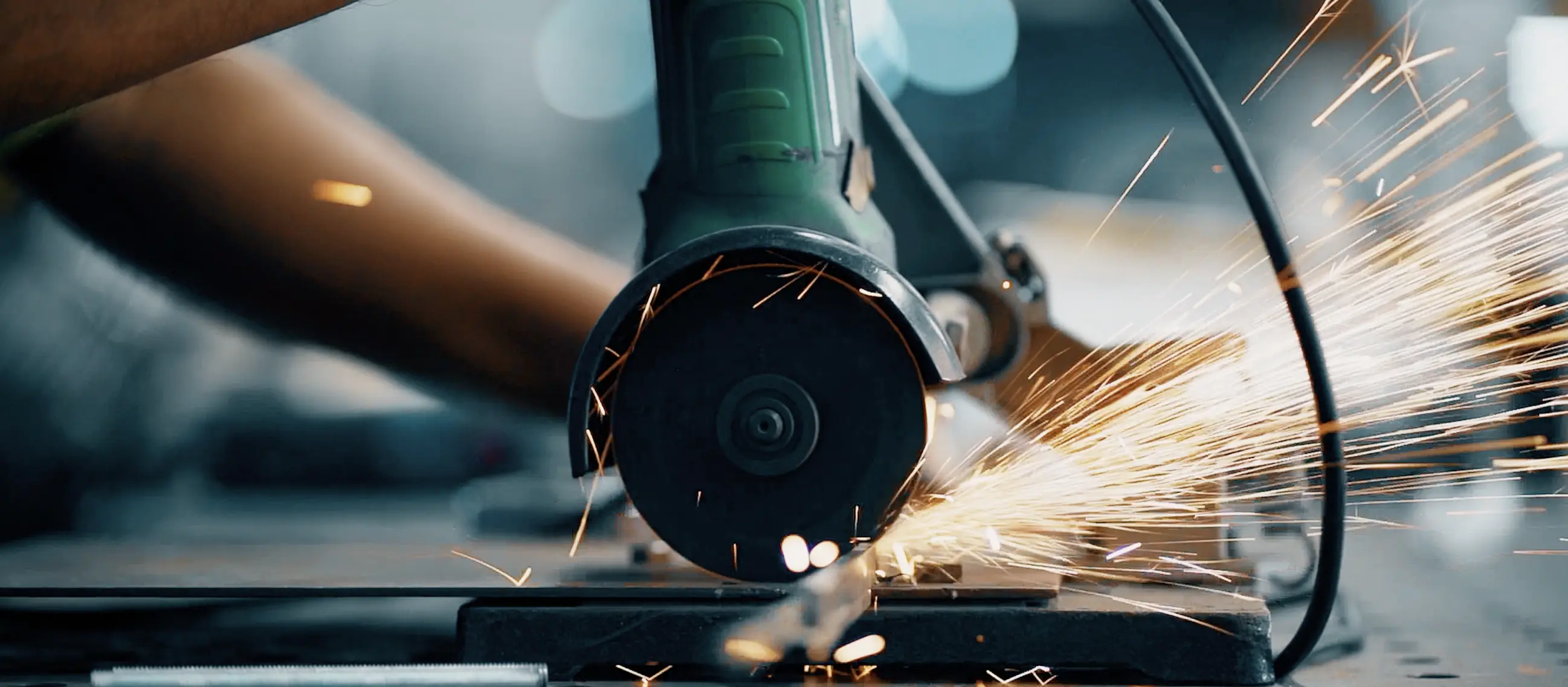 Tagline Metal Master Qualtiy